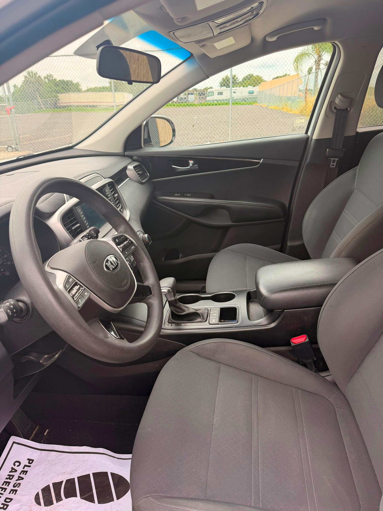 
								KIA SORENTO full									