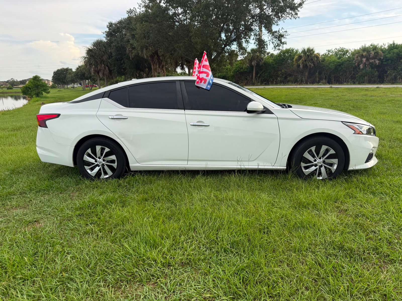 
								Nissan Altima 2020 full									