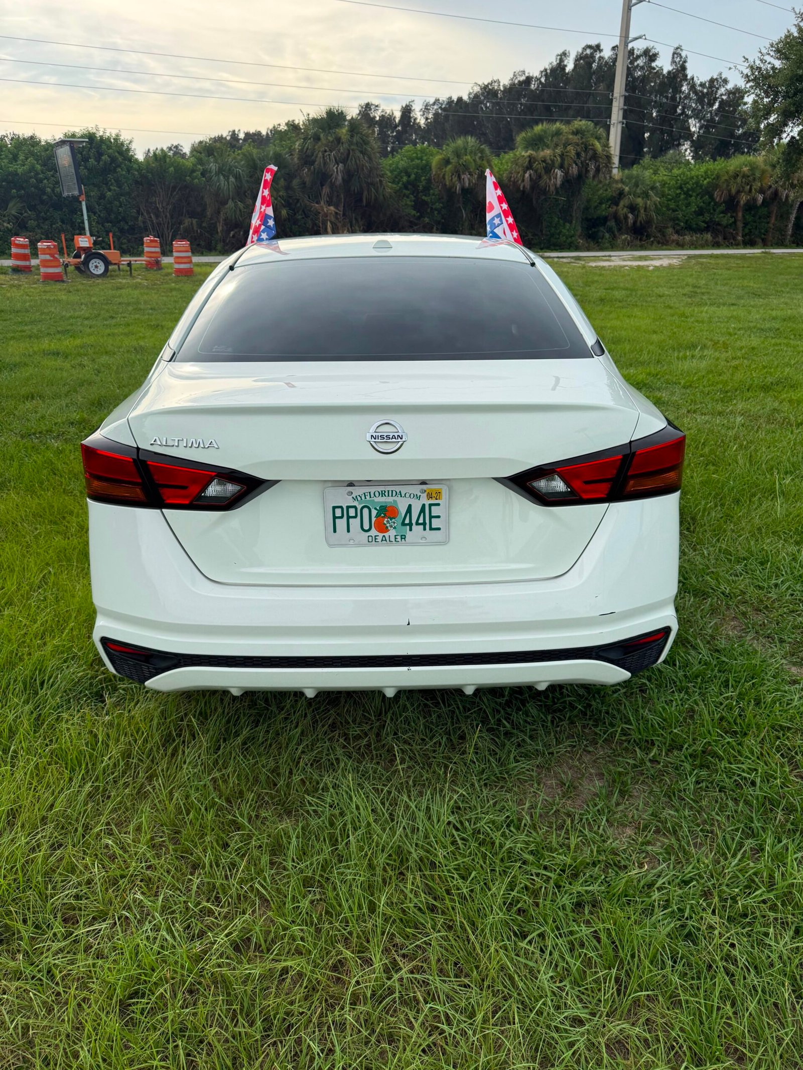 
								Nissan Altima 2020 full									