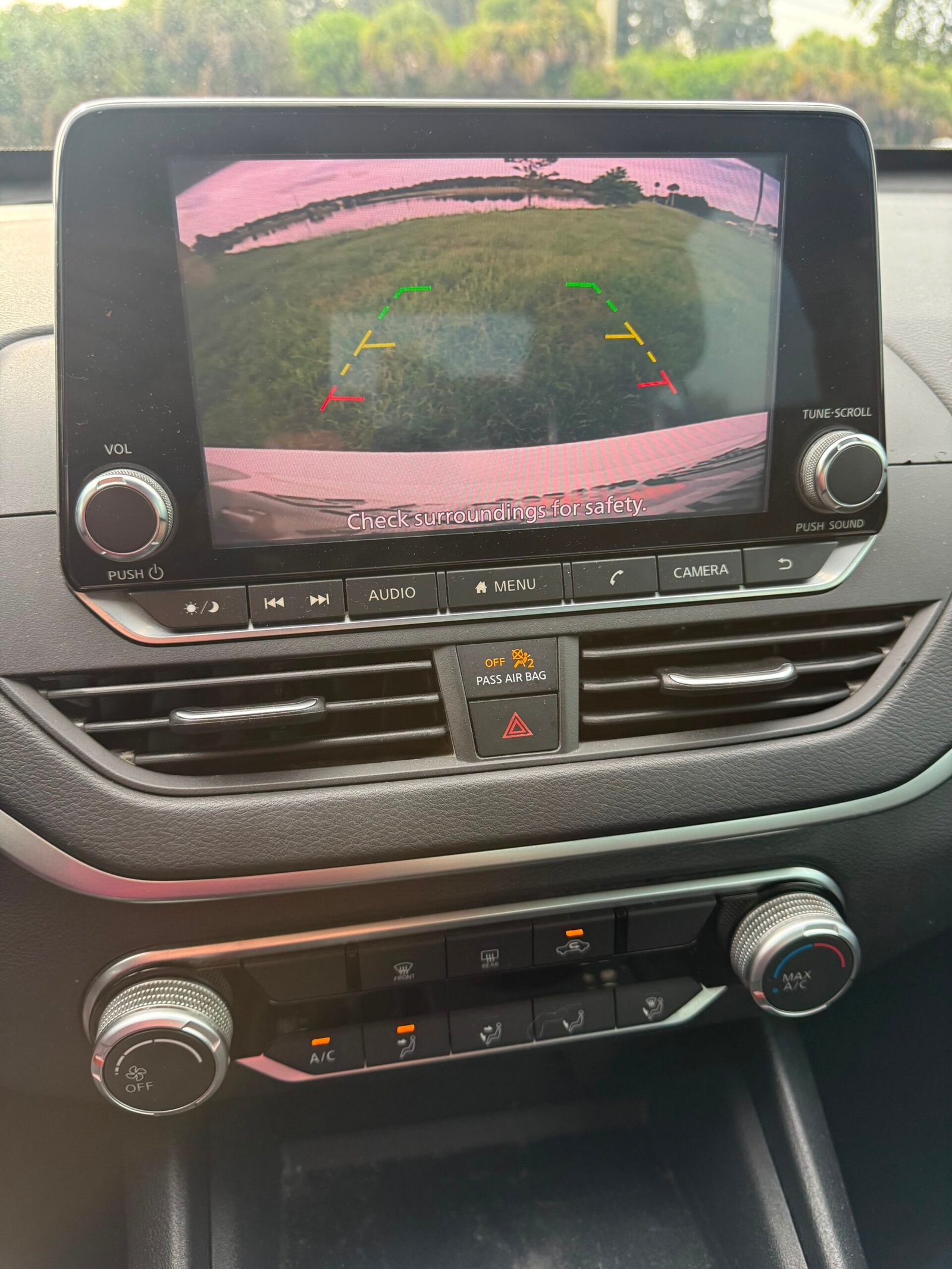 
								Nissan Altima 2020 full									
