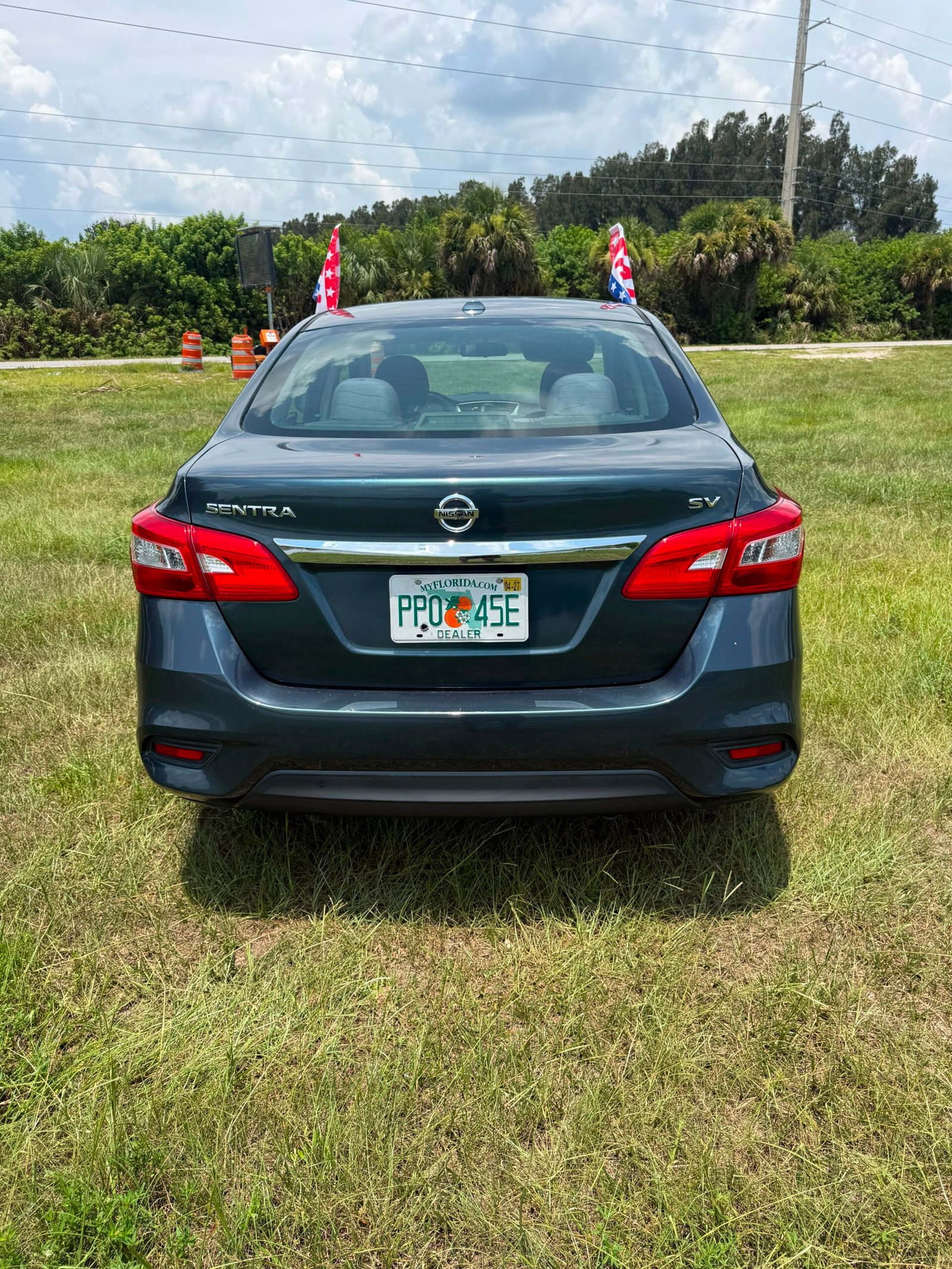 
								Nissan Sentra 2017 full									