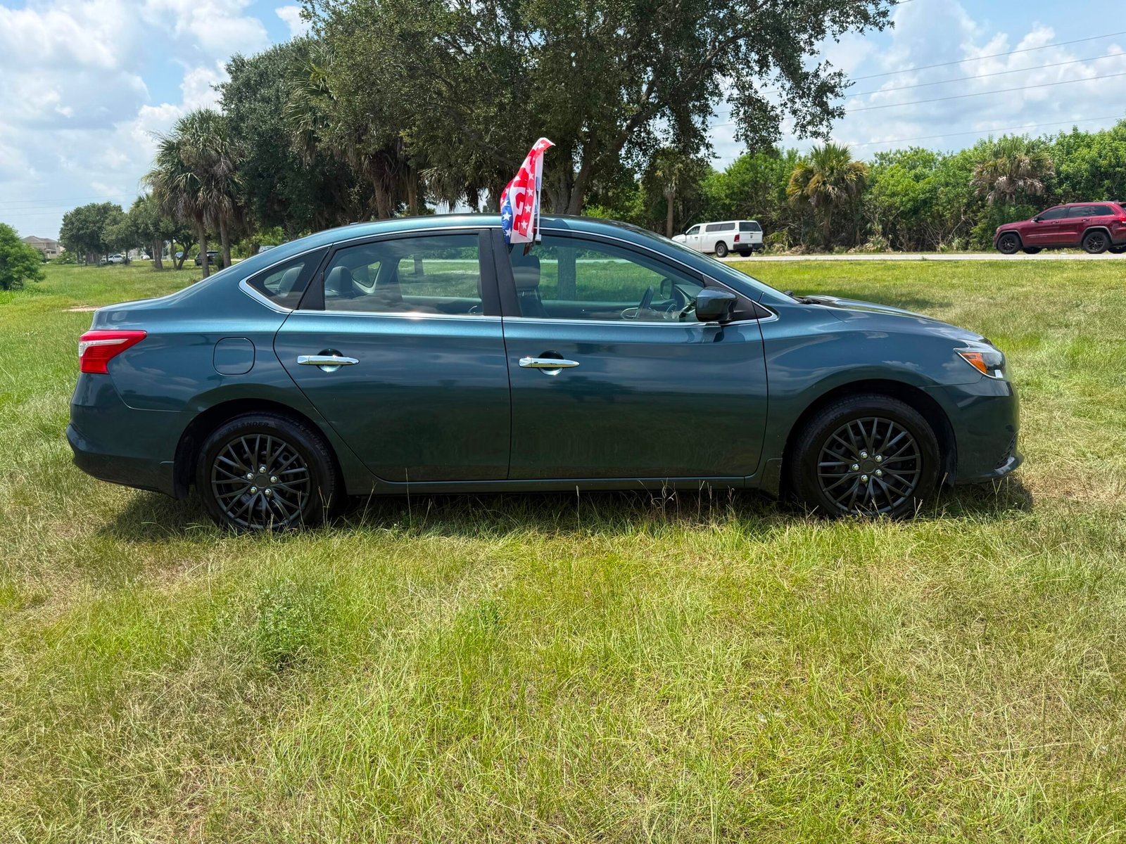 
								Nissan Sentra 2017 full									