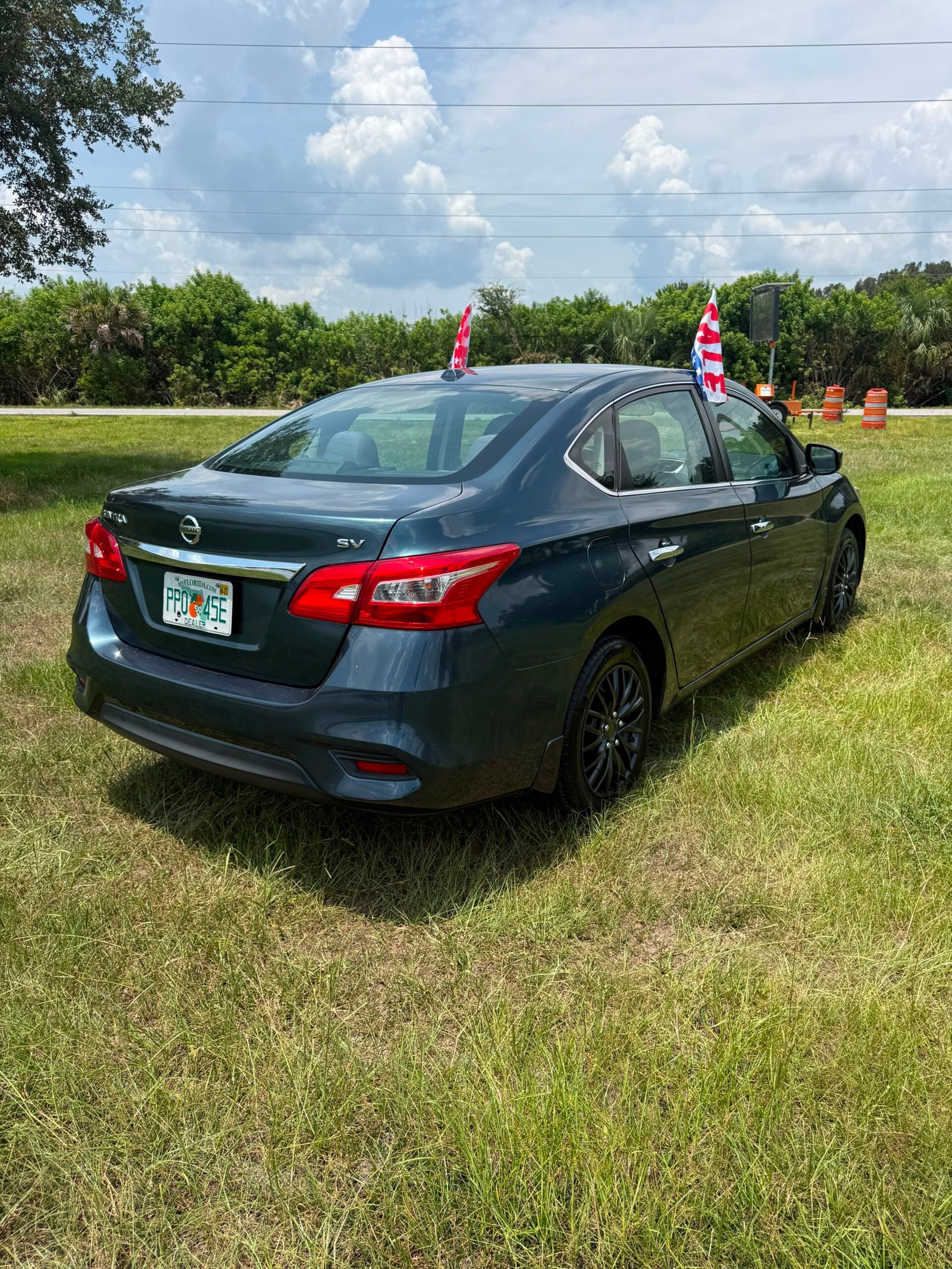 
								Nissan Sentra 2017 full									