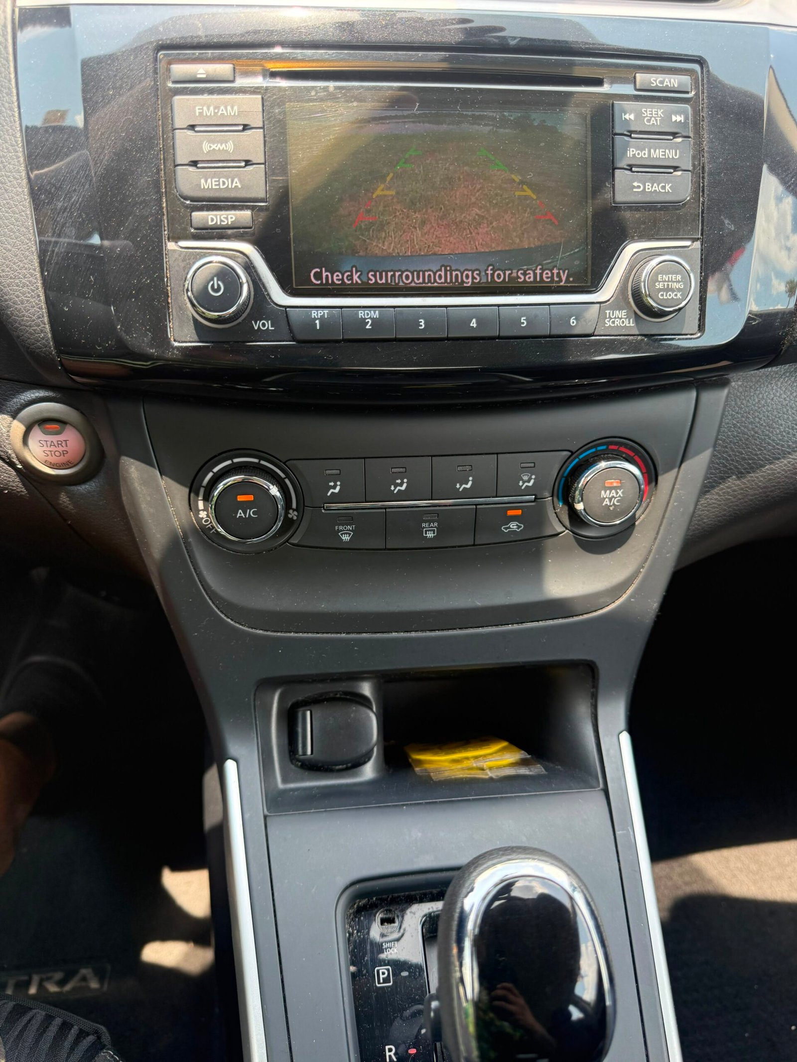 
								Nissan Sentra 2017 full									