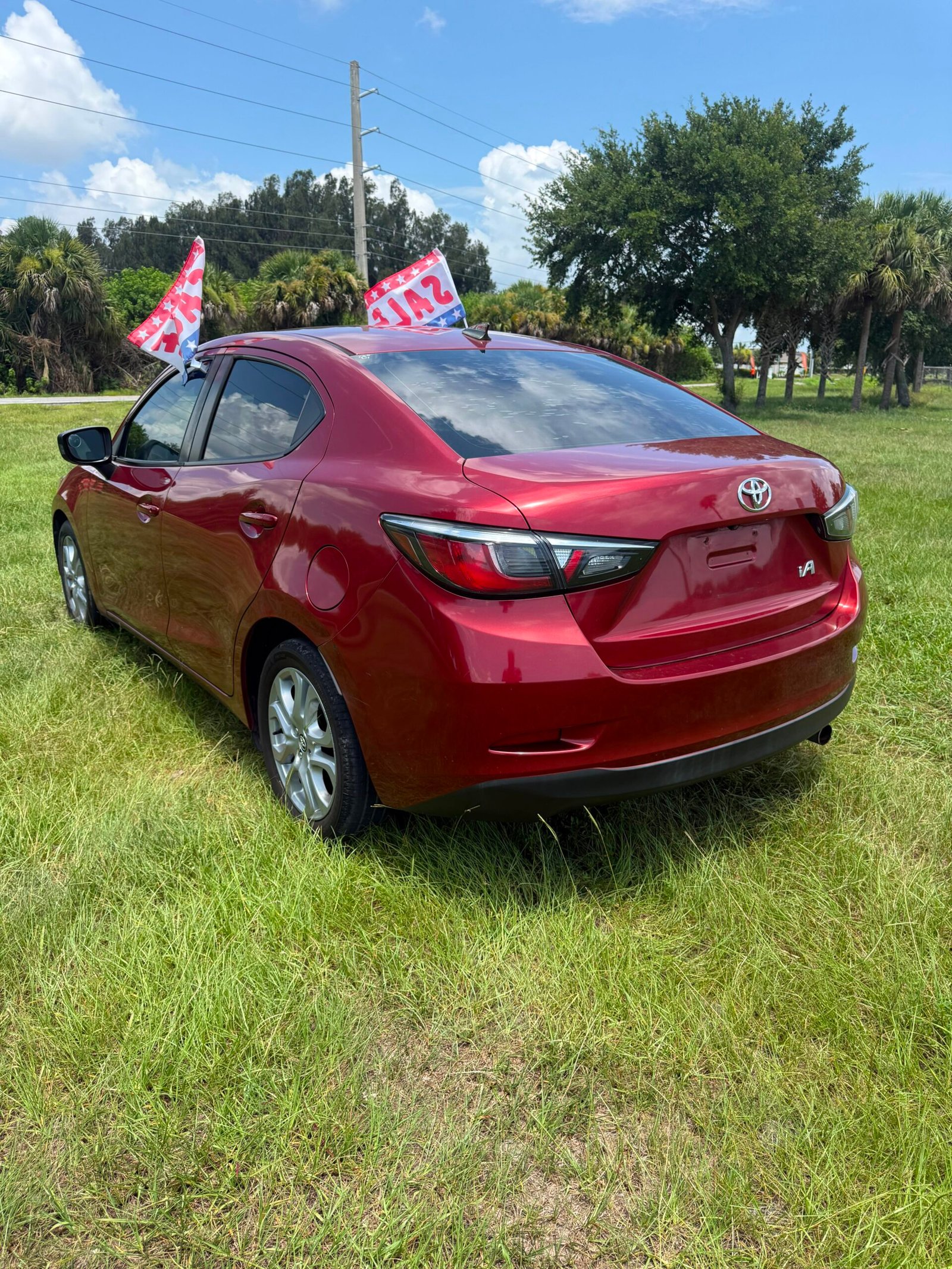 
								Toyota Yaris IA 2018 full									