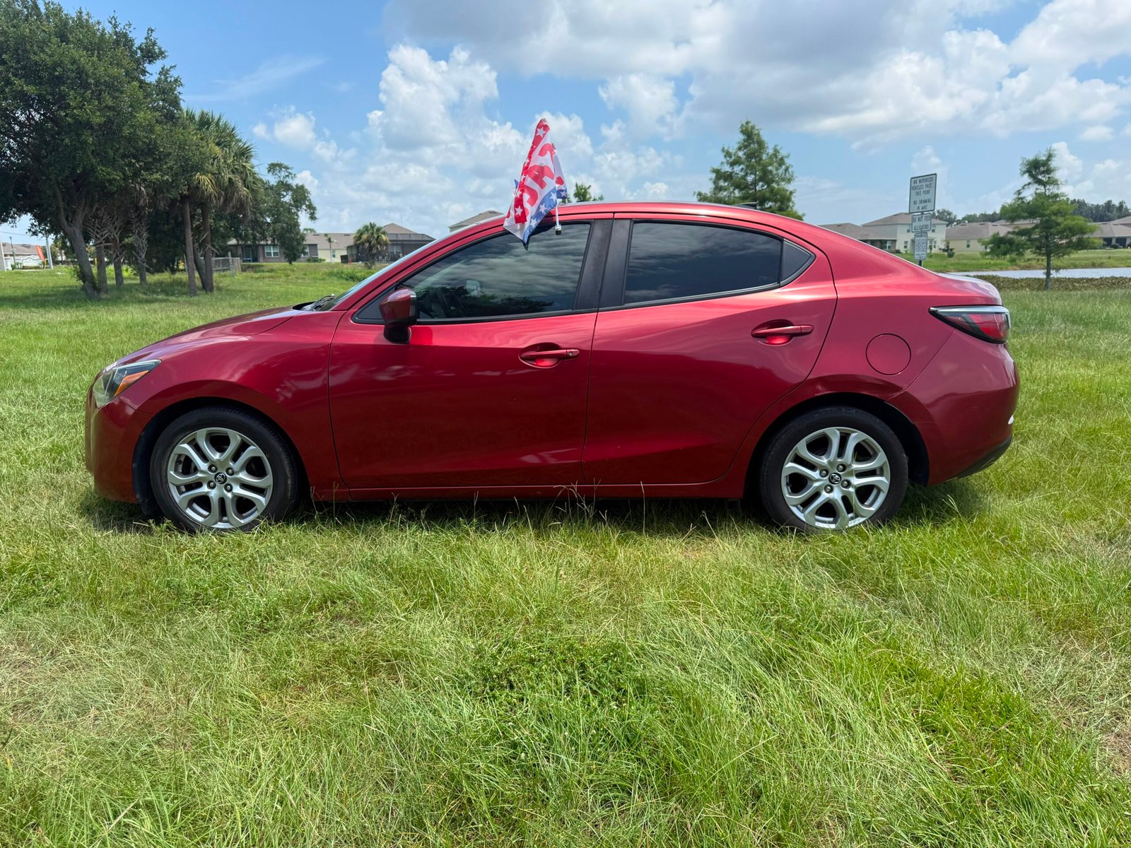 
								Toyota Yaris IA 2018 full									
